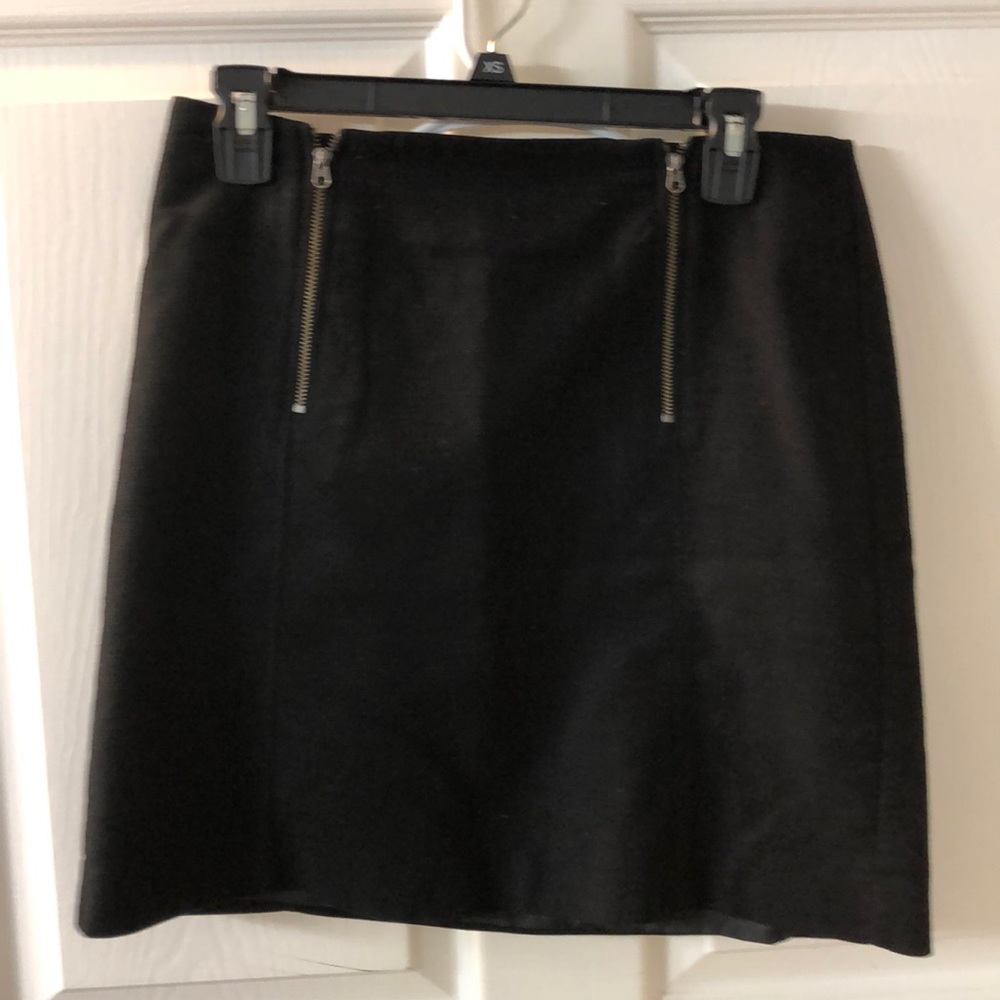 Black skirt